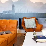 The Boat House Luxury Apartmán *