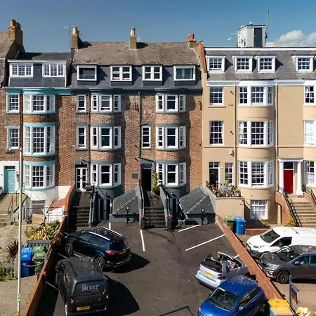 The Boat House Luxury *