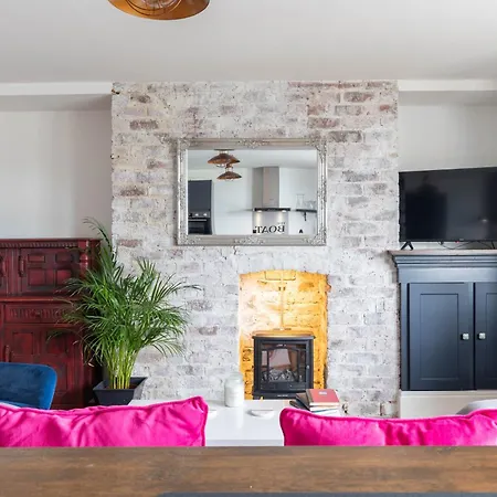 The Boat House Luxury Apartment Scarborough