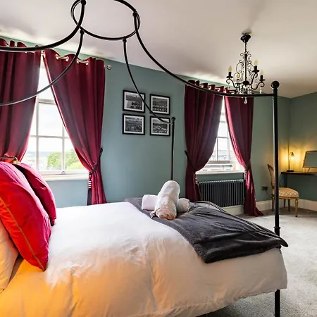 The Boat House Luxury Scarborough