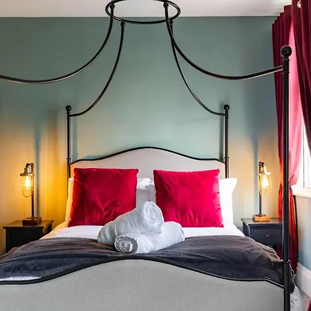 The Boat House Luxury Apartament