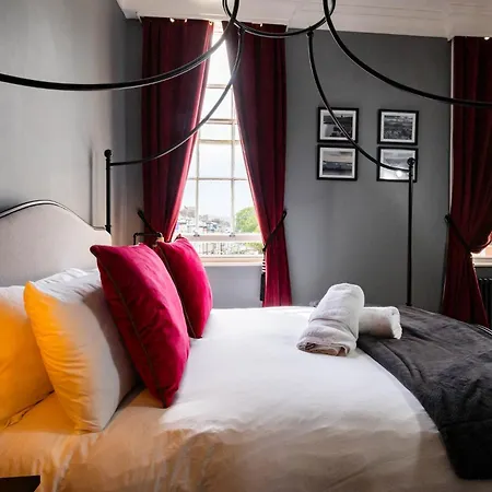 The Boat House Luxury Apartament