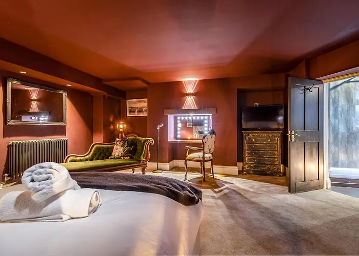 The Boat House Luxury